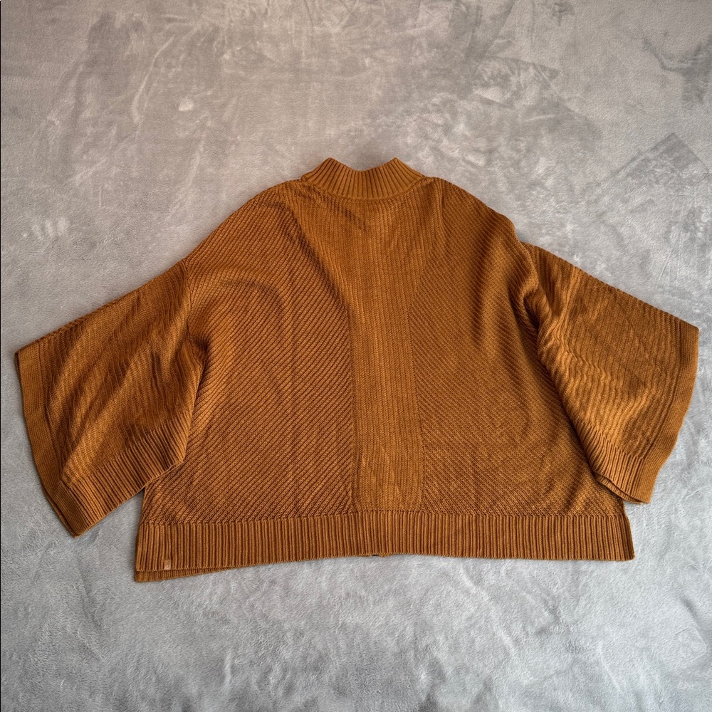 NWOT Lululemon Softer Still Wrap Sweater Brown Size M/L - Picture 11 of 16